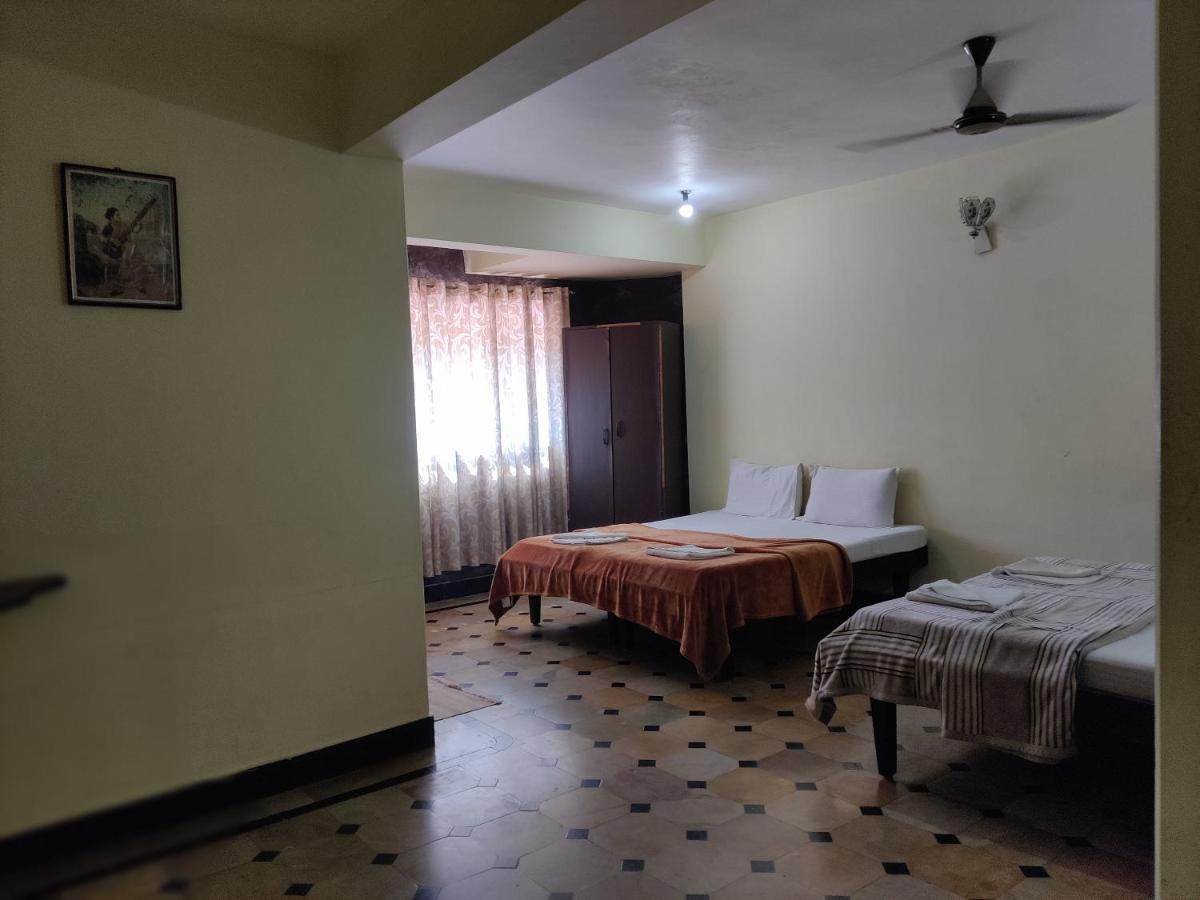 Hotel Caveri Comfort Inn Madikeri Esterno foto