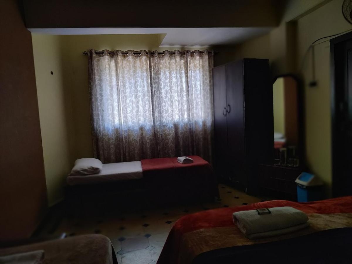 Hotel Caveri Comfort Inn Madikeri Esterno foto